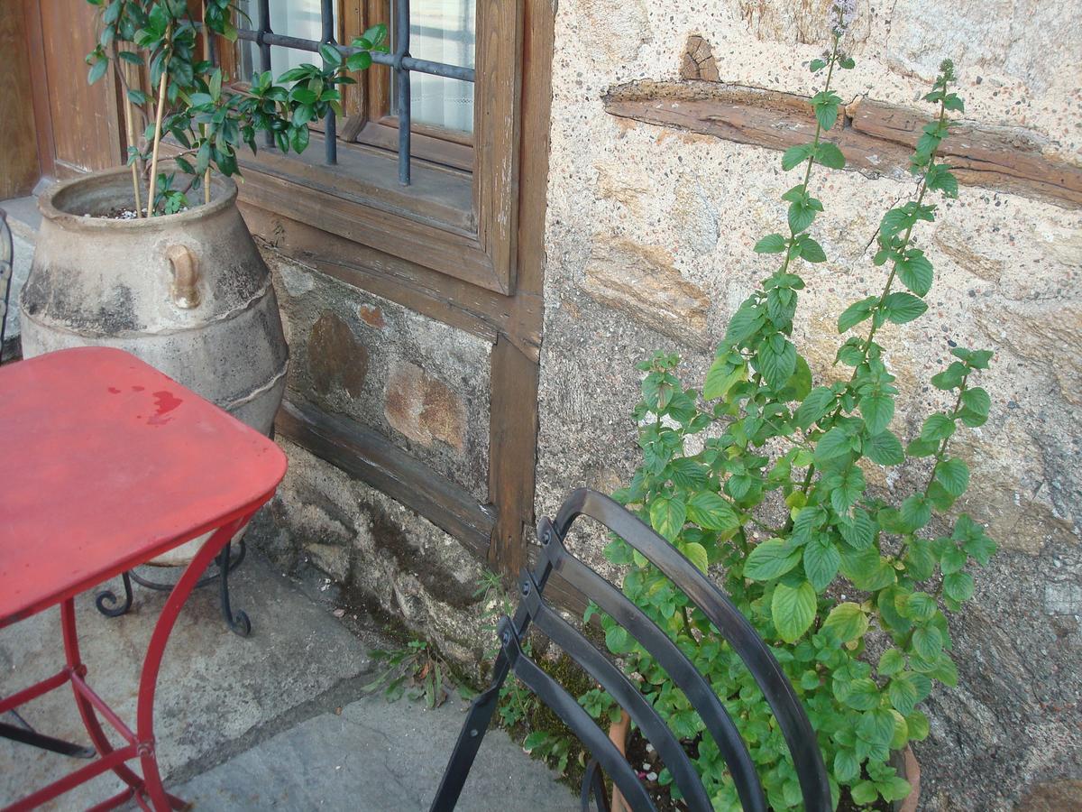 Oikia Alexandrou Traditional Inn 아나이아 외부 사진