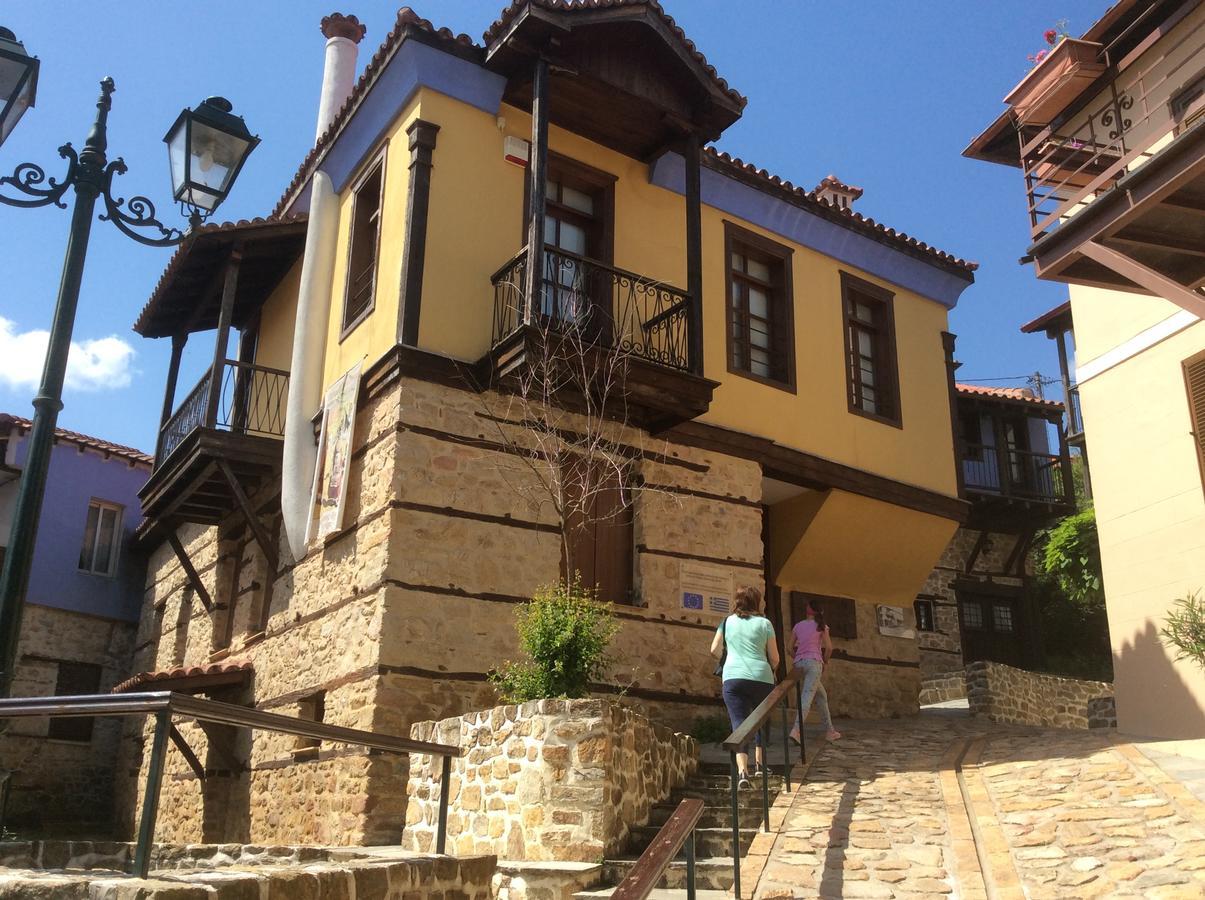 Oikia Alexandrou Traditional Inn 아나이아 외부 사진