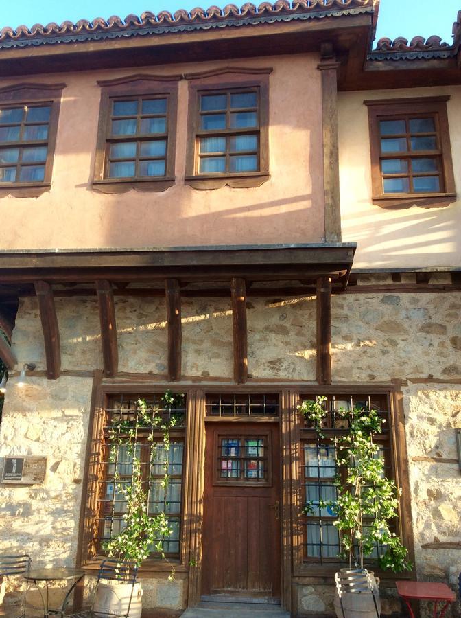 Oikia Alexandrou Traditional Inn 아나이아 외부 사진